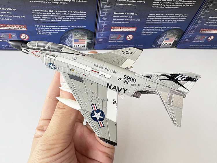 Model Kit Jet - 1/144 Scale US F-4 Phantom II