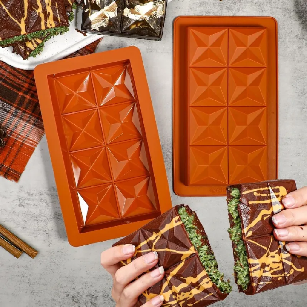 Model Kitchen Set - Chocolate Bar Mold - Non-Stick Chocolate